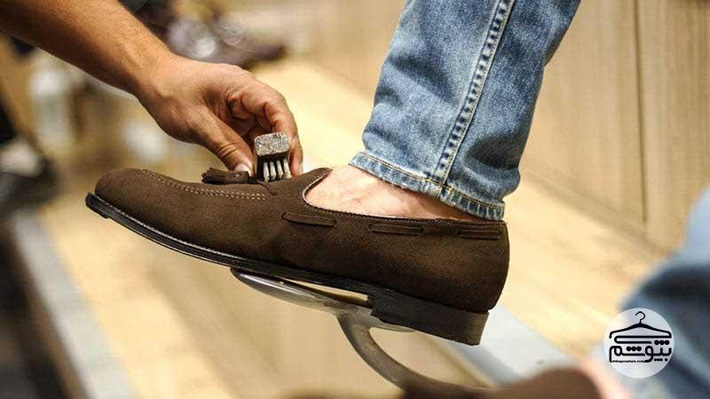 تمیز کردن کفش جیر