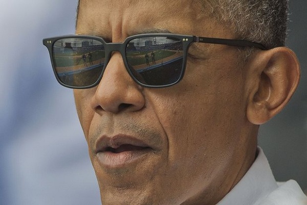 عینک آفتابی باراک اوباما از کدام برند است؟