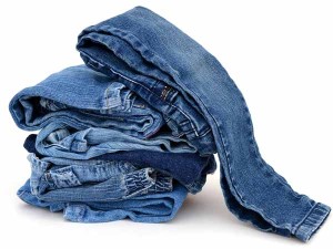چگونه شلوار جین را سنگ شور کنیم؟