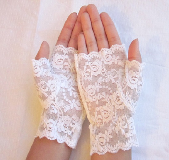 دستکش عروس باید چه شکلی باشه؟