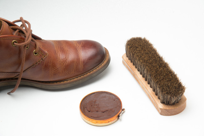 ماندگاری بیشتر کفش مجلسی با چند روش ساده