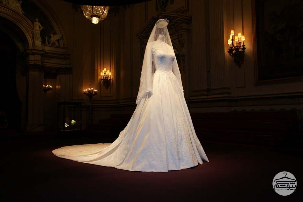 معروف‌ترین برندهای لباس عروس
