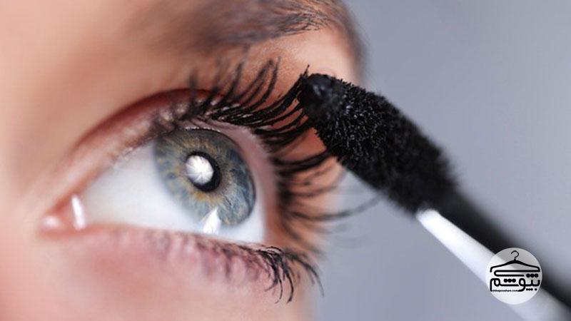 ۱۰ نکته کاربردی برای آرایش چشم های حساس