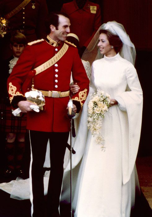 لباس عروس های سلطنتی