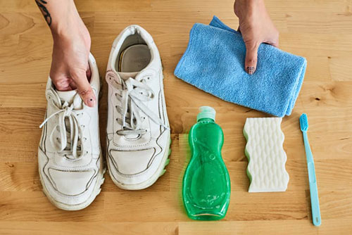 تمیز کردن کفش