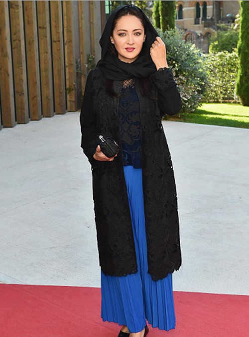 بازیگران خانم ایرانی که در ملاء عام دامن پوشیدند