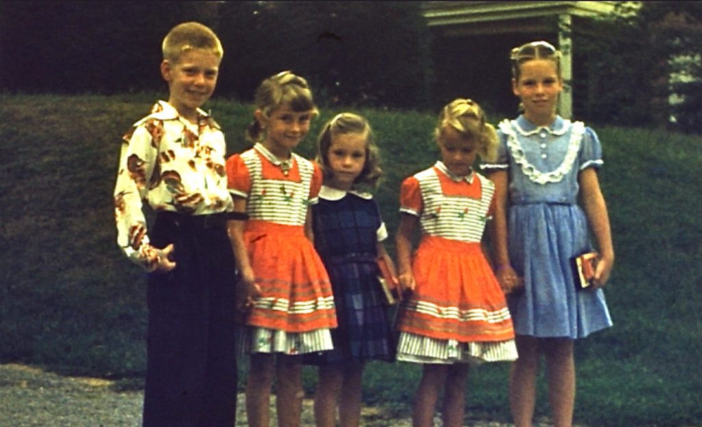 لباس کودکان 70 سال پیش