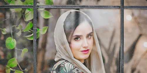 خودت گل، چادرت گل، تنت گل؛ تصویر جدید بازیگر زیبای ایرانی مصداق بارز این ترانه است!