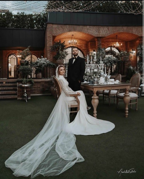 تصاویر جدیدی که نیلوفر پارسا از لباس عروسش منتشر کرد