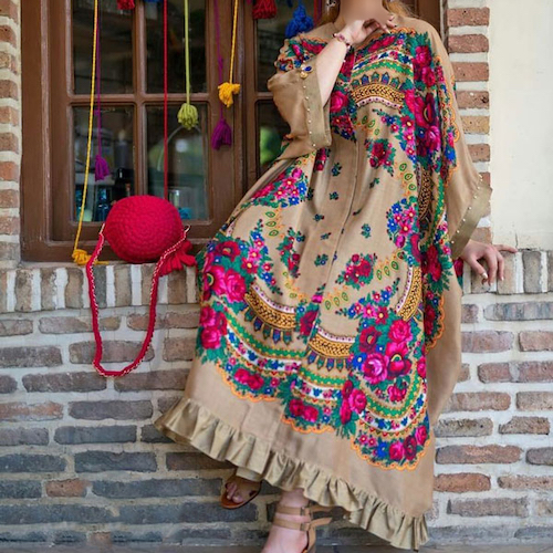 لباس سنتی دخترانه