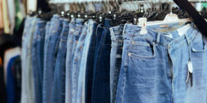 هر خانم خوشپوشی باید این 9 مدل شلوار جین را داشته باشد؛ اگر این مدل‌ها را ندارید، پس باخت داده‌اید!