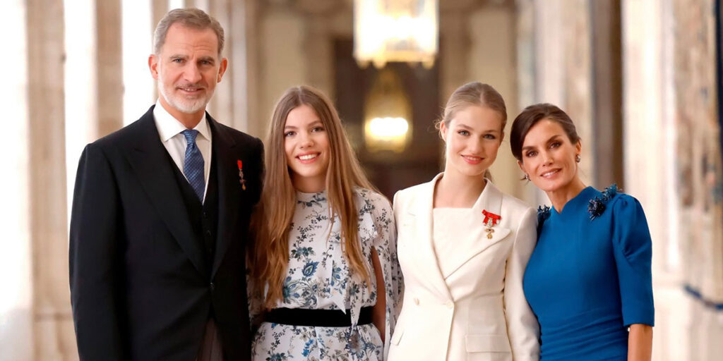 اعضای سلطنتی اسپانیا یکی از یکی خوشگل‌تر و خوش‌لباس‌تر؛ جدیدترین تصاویر این خانواده سوژه کل جهان شد