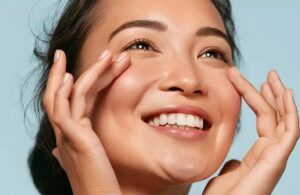 چگونه پف صورت را از بین ببریم؟ 7 روش عالی که باید بلد باشید