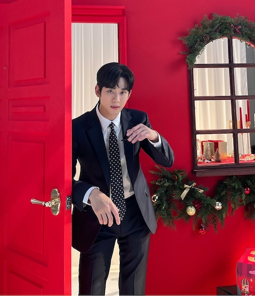 سبک پوشش کیم سو هیون