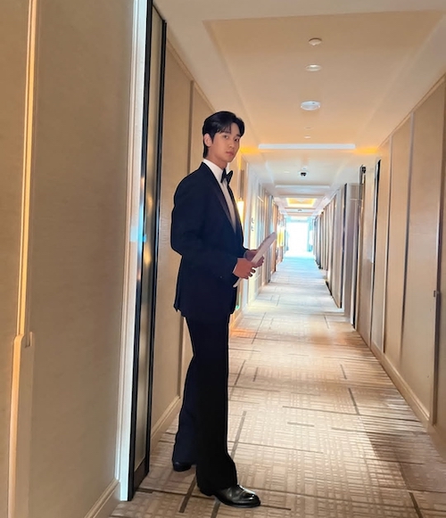 سبک پوشش کیم سو هیون