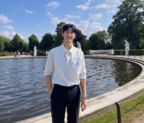 سبک پوشش کیم سو هیون