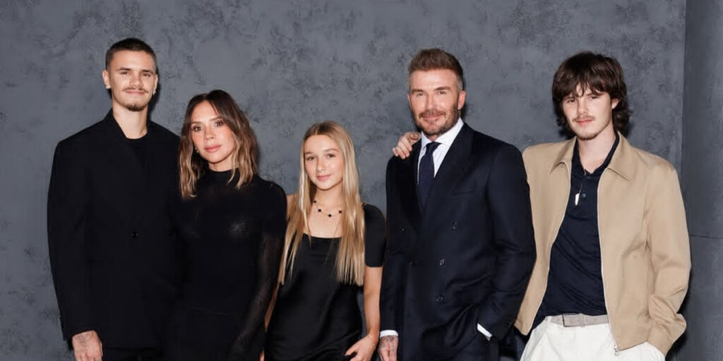 حمایت تمام قد خانواده بکهام از ویکتوریا با حضور در فشن‌شوی او در پاریس