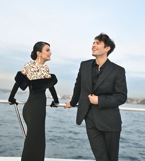 پیراهن مشکی سینم اونسال