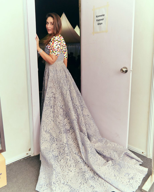 پیراهن دنباله‌دار کارینا کاپور