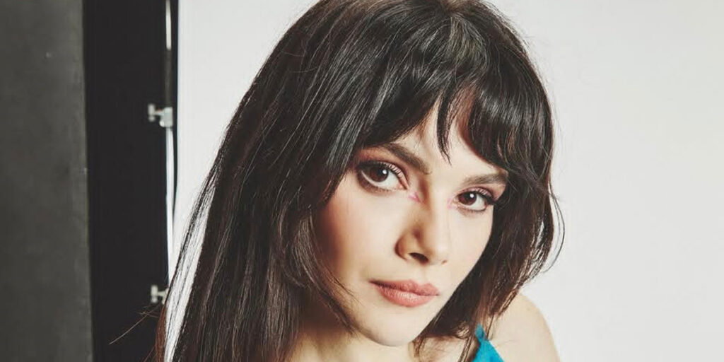 چرا سینم اونسال این روزها زیباترین بازیگر ترکیه است؟ تصاویر پاسخ می‌دهند!