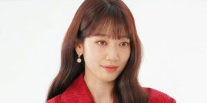 بازیگر 35 ساله مشهور بعد از کوتاه کردن موهایش 10 سال جوانتر شد!