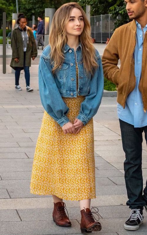 استایل تابستانی با کت جین و دامن