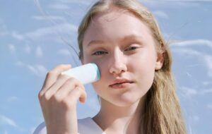 بهترین ضدآفتاب استیکی بازار کدام است؟