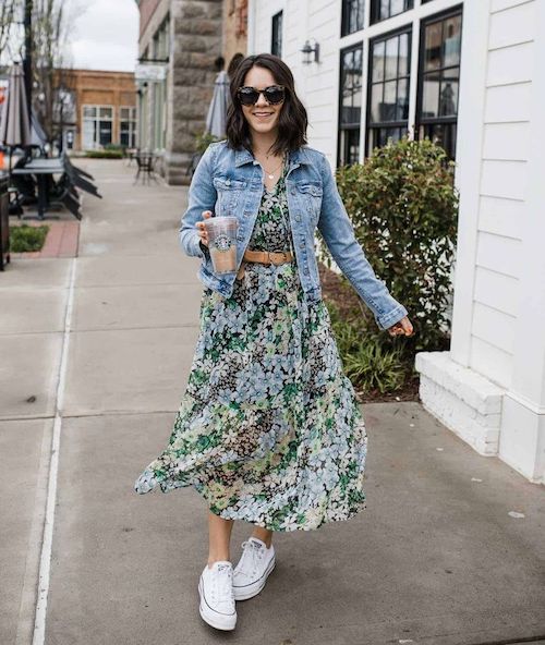 استایل تابستانی با کت جین و دامن