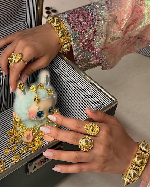 عروسک لابوبو در هند