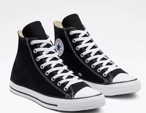 کفش‌های کتانی شیک