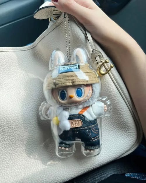 عروسک لابوبو