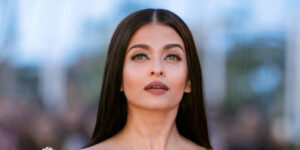 آیشواریا رای باز هم بدون همسرش روی فرش قرمز کن آمد! ساری پر جزئیات او را ببینید