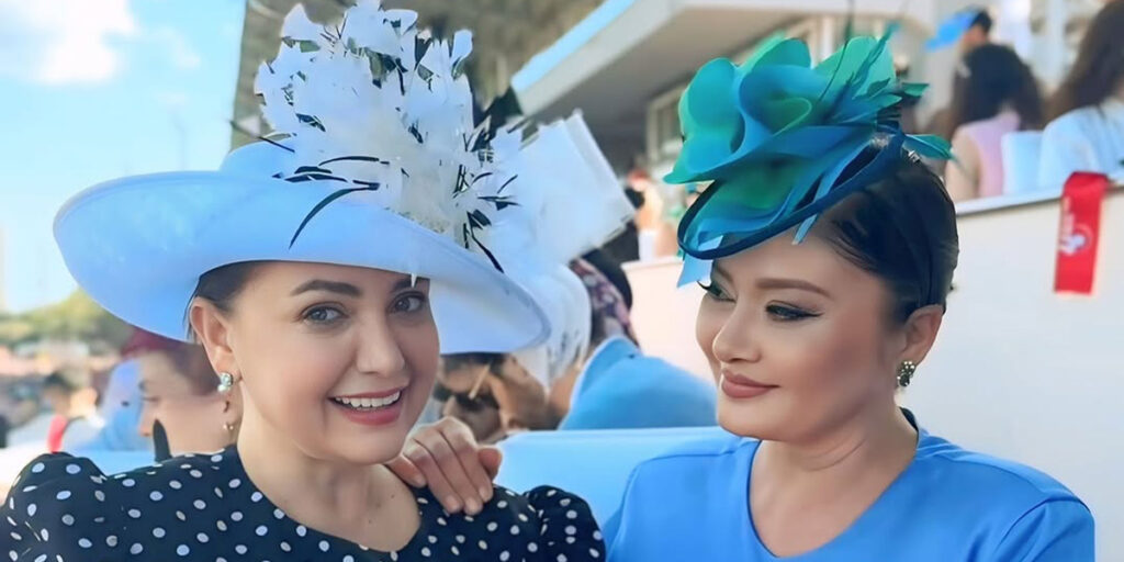 ستاره‌های مشهور ترکیه با این کلاه و پیراهن‌ها همه ما را شگفت‌زده کردند