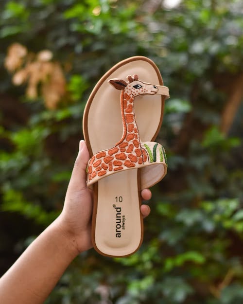 صندل‌های خاص گلدوزی‌شده