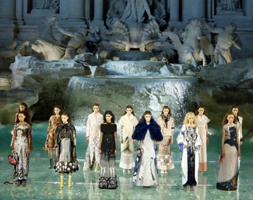 فشنشوی فندی روی آب