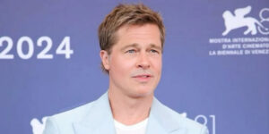 فقط برد پیت می‌توانست با کت و شلوارهای صورتی و بنفش تا این حد جذاب شود!