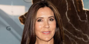 شلوارک برای استایل رسمی؟ این جسارت را فقط ملکه دانمارک به خرج داد!