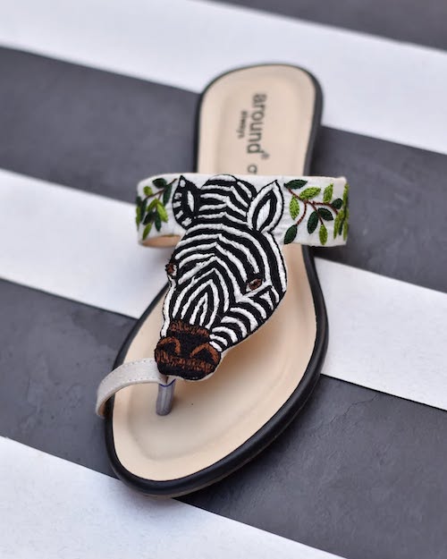 صندل‌های خاص گلدوزی‌شده