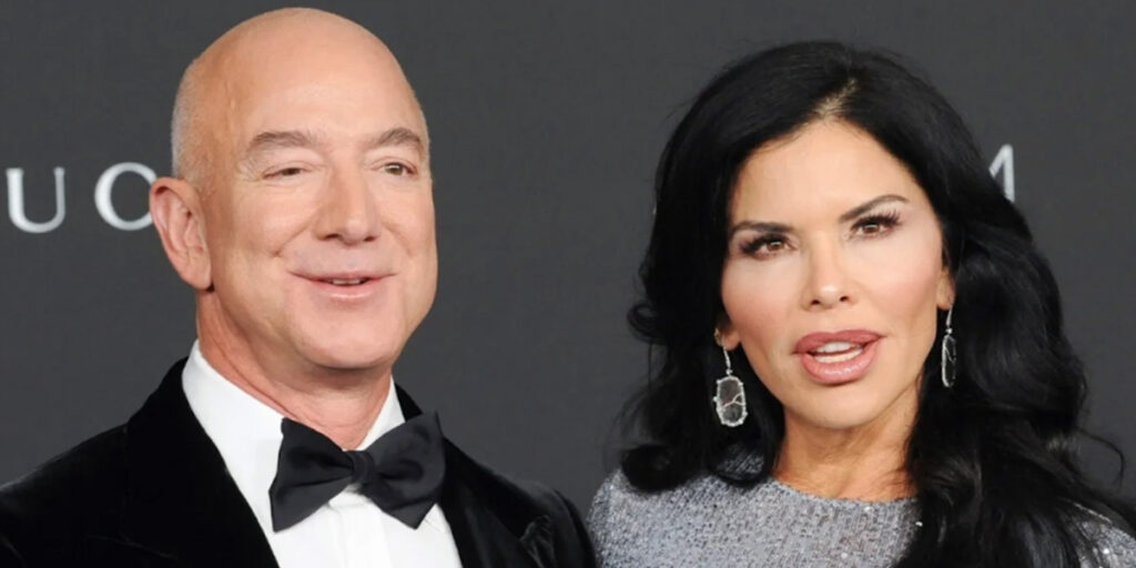 لباس خارق‌العاده ثروتمندترین عروس دنیا در اولین روز عروسی