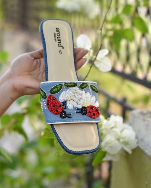 صندل‌های خاص گلدوزی‌شده