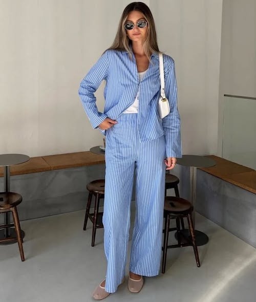 شومیز‌های راه‌راه آبی و سفید