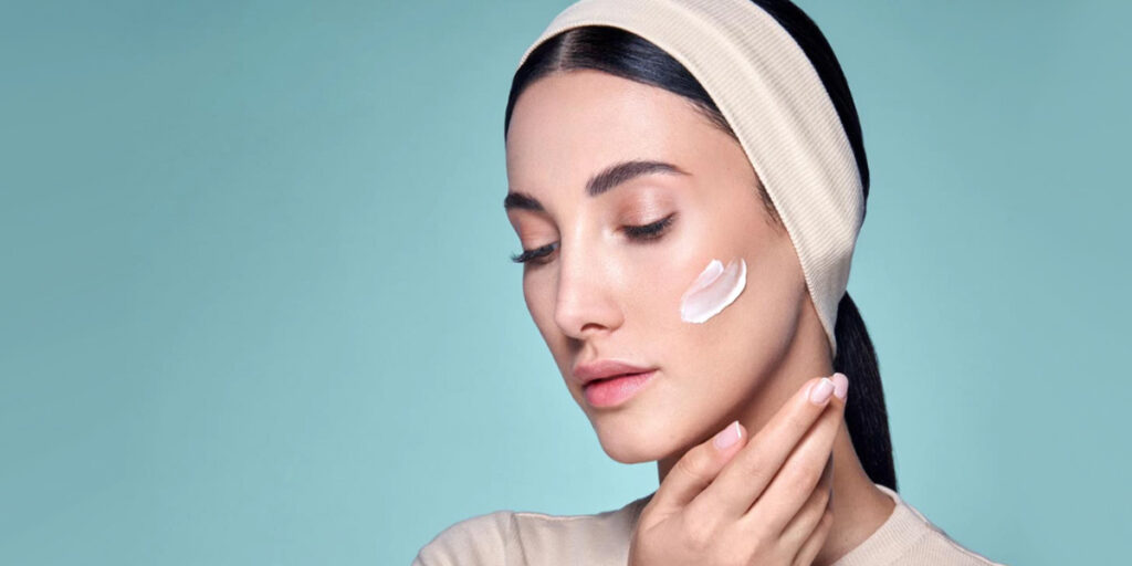 اشتباهات رایج در روتین پوستی که ممکن است به پوست‌تان آسیب بزنند