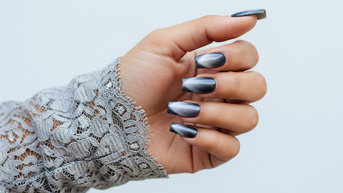 لاک چشم گربه‌ای نقره‌ای 