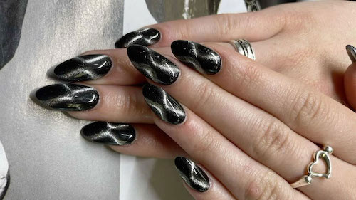 لاک چشم گربه‌ای نقره‌ای 