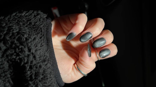 لاک چشم گربه‌ای نقره‌ای 