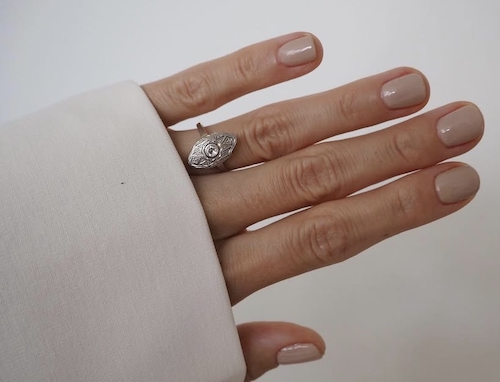 رنگ ناخن‌های همیشه‌مد