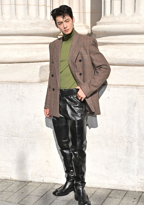 چکمههای جنجالی ایو سن لوران