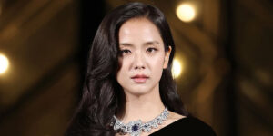 از ۲۰۱۶ تا امروز؛ استایل‌های این ستاره بلک پینک طی این سال‌ها زیر و رو شده