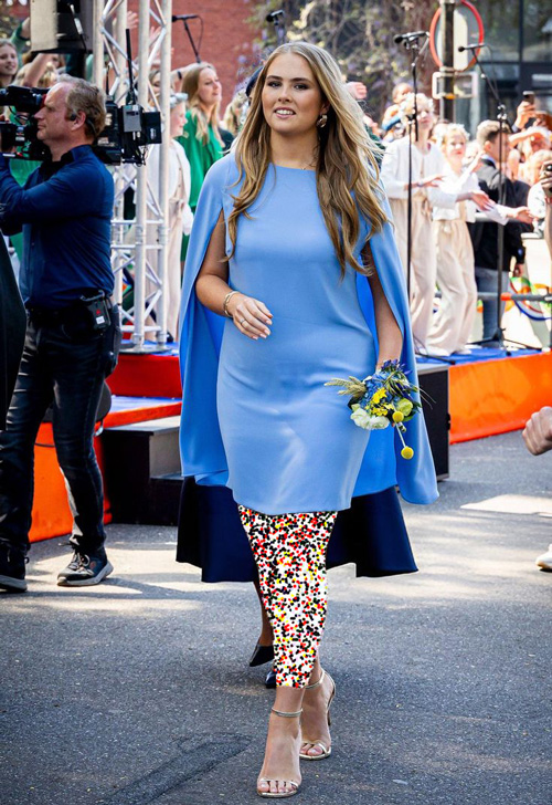 آبی نوزادی در استایل‌های زنان سلطنتی