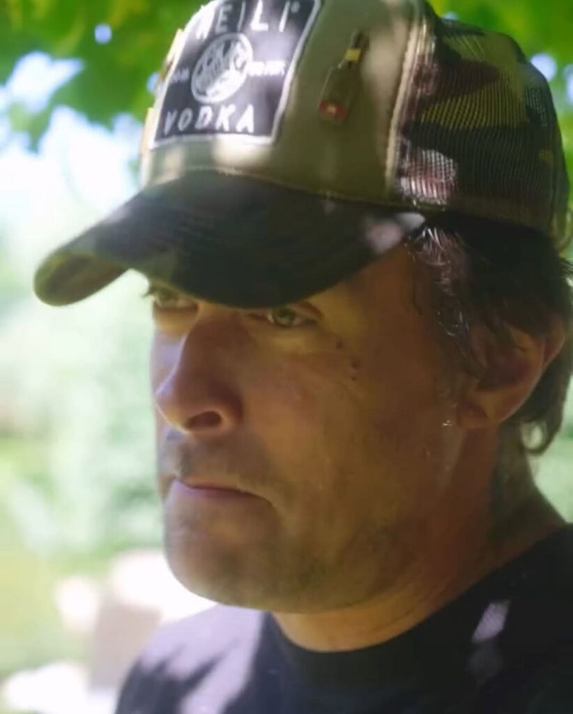 صورت اصلاح‌شده جیسون موموآ